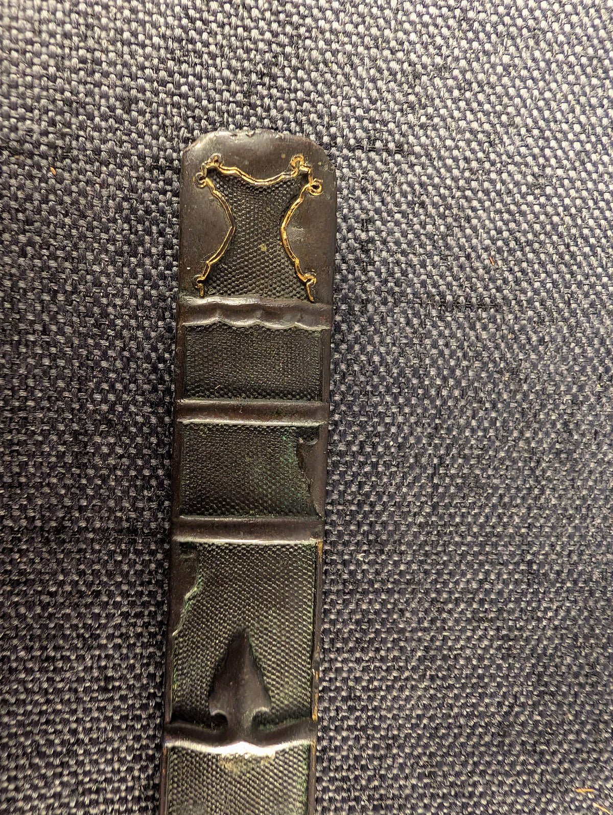 Shakudo Fuchi and Kozuka with Go-san-no-kiri Crest - FK-022