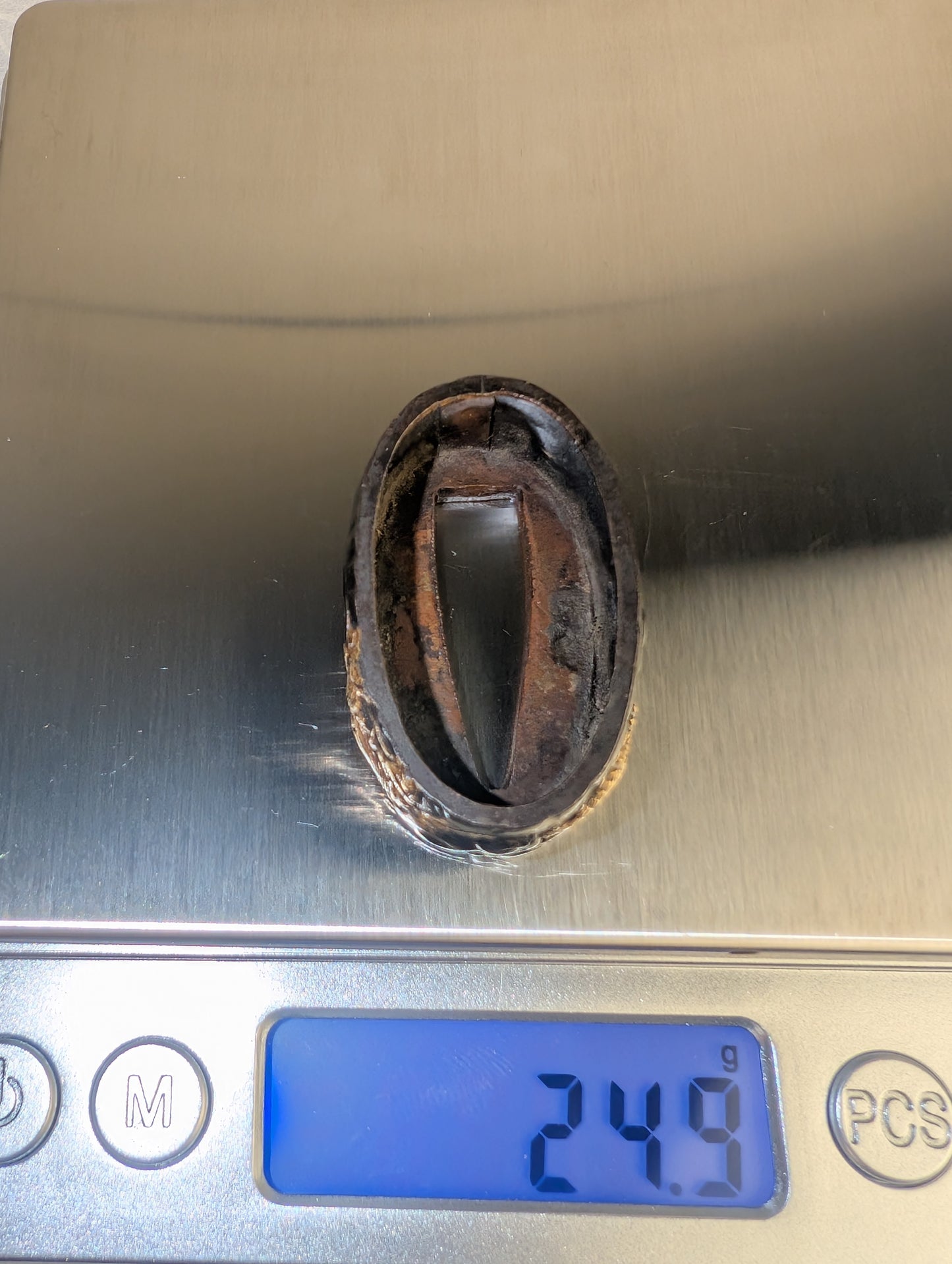 Fuchi with Gold Dragon Among Clouds - FU-002