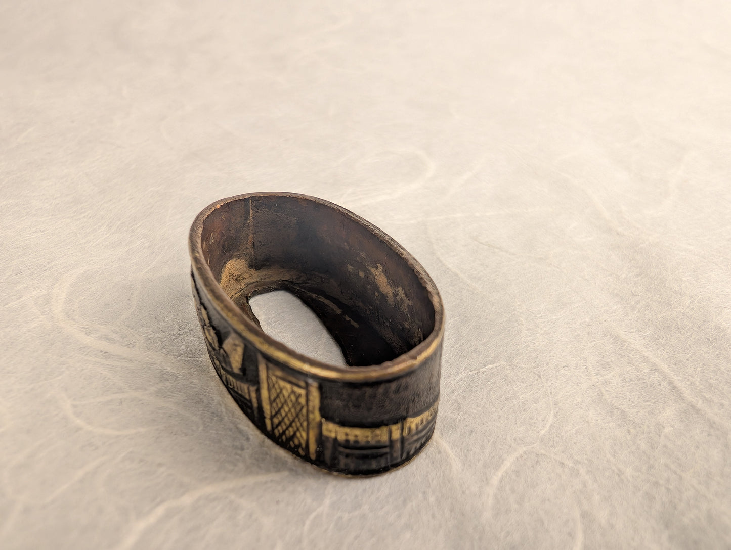 Fuchi with Bridge and Floral Motif - FU-020