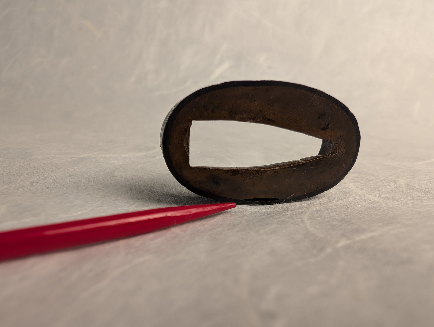 Shakudō Fuchi with Hemp Leaves and Gold Inlay - FU-034
