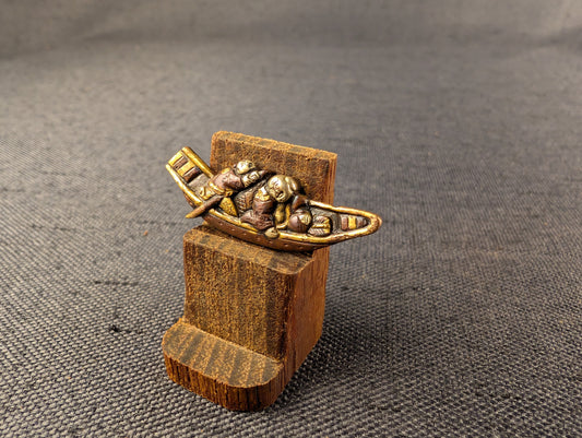 Single Menuki of Two Figures Laughing On A Boat – MS-035