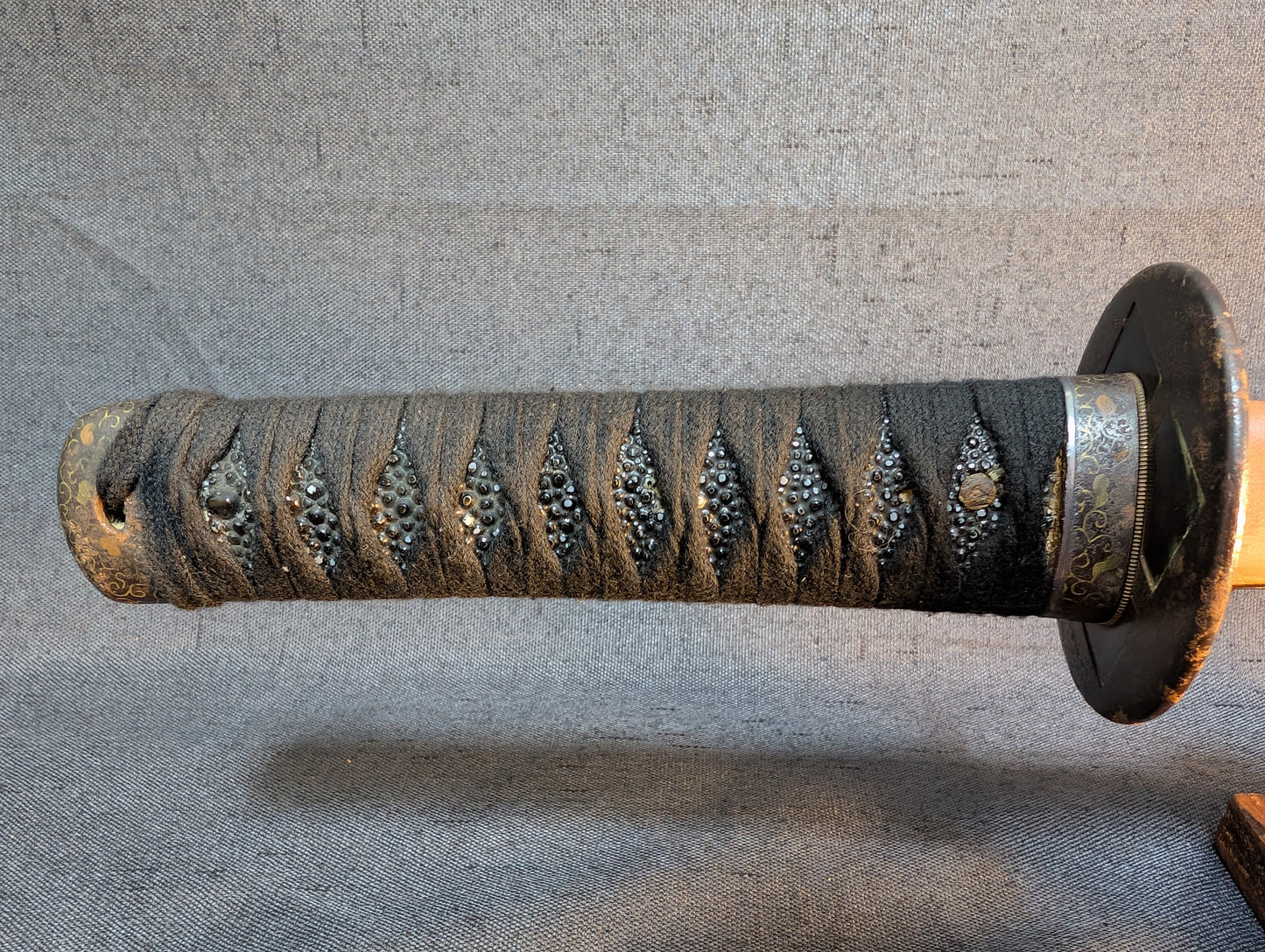 Mumei Wakizashi 54.2cm with Iron Geometric Tsuba and Brass Fittings – NT-005