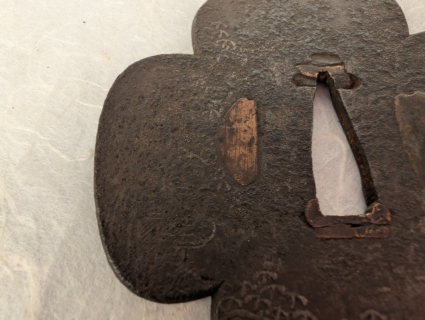 Mokko Iron Tsuba with Curling Line Motif – TS-121