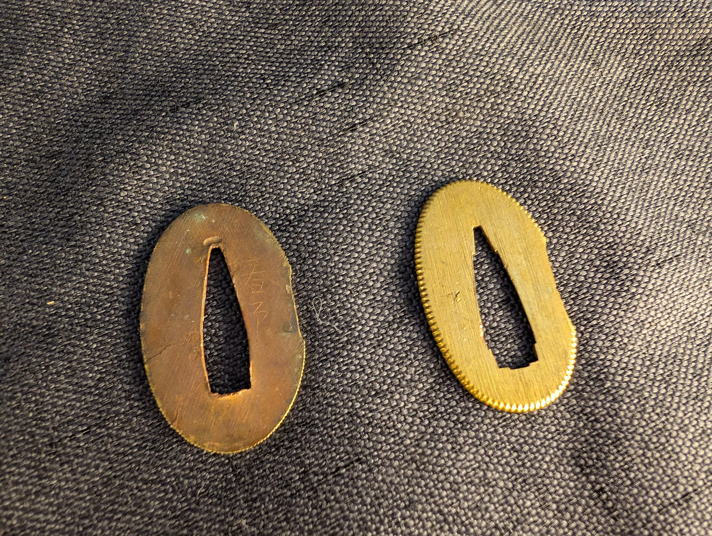 Wakizashi koshirae – Iron sunburst tsuba with Hare of Inaba and Fish Motif – KS-004