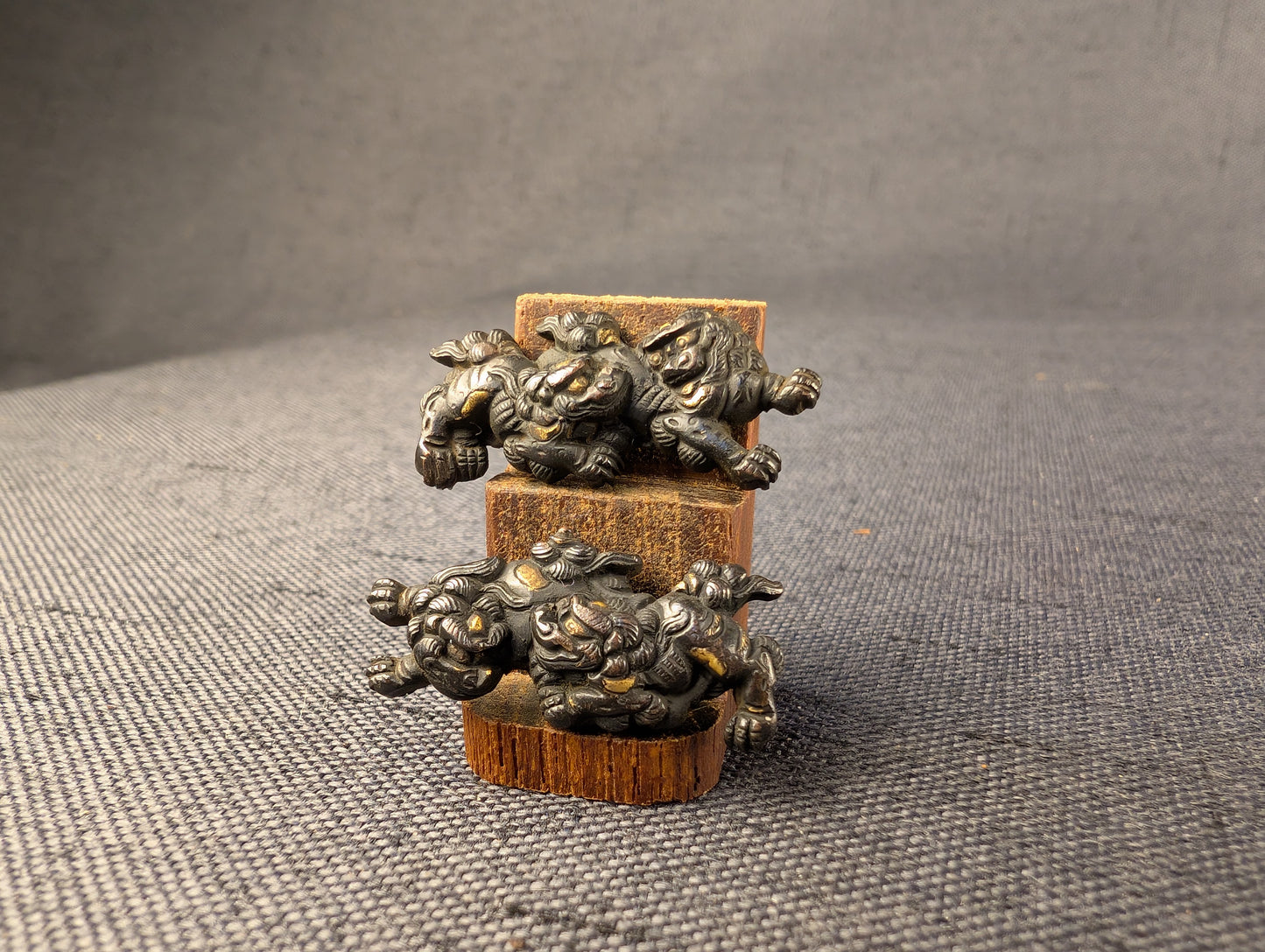 Menuki Pair with Shishi Motif – MP-011