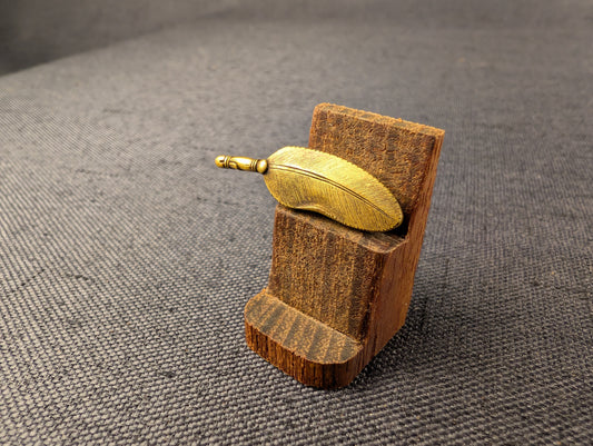 Single Menuki with Gilded Feather Motif – MS-039