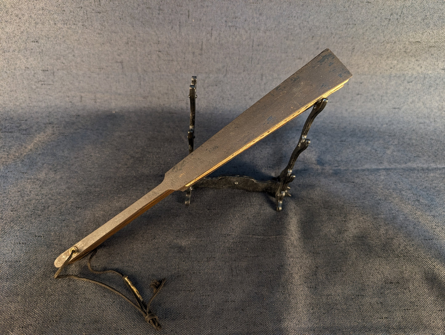 武徳 Dai Nippon Butokukai Fan - Gold with Silver Flake War Fan (Tessen) – TN-003